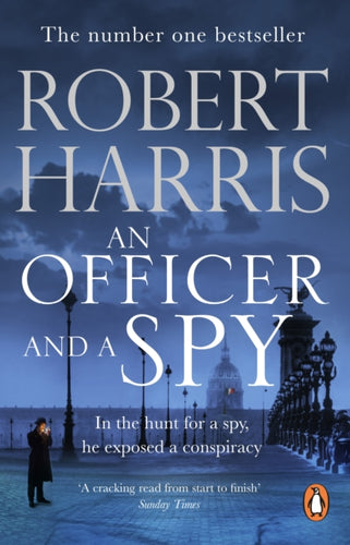 An Officer and a Spy-9780099580881