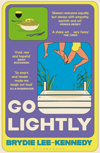 Go Lightly : 'nails the chaos, panic and joy of being young'-9781526669759