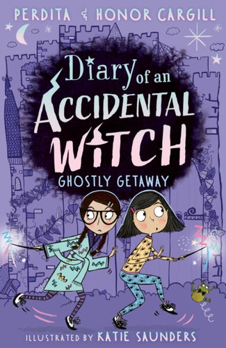 Diary of an Accidental Witch: Ghostly Getaway-9781788953405
