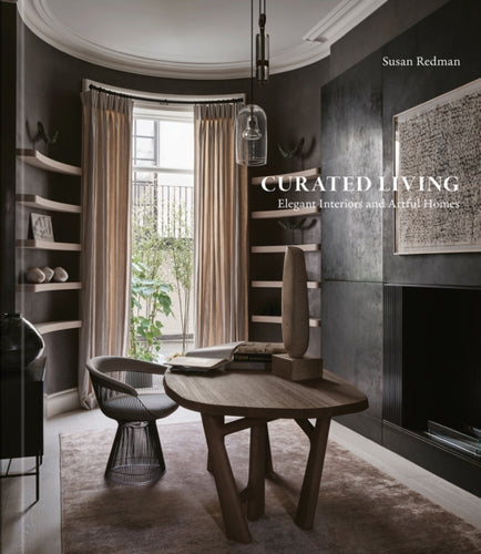 Curated Living : Elegant Interiors and Artful Homes-9781864709674