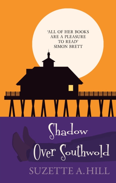 Shadow Over Southwold : The wonderfully witty classic mystery-9780749027315